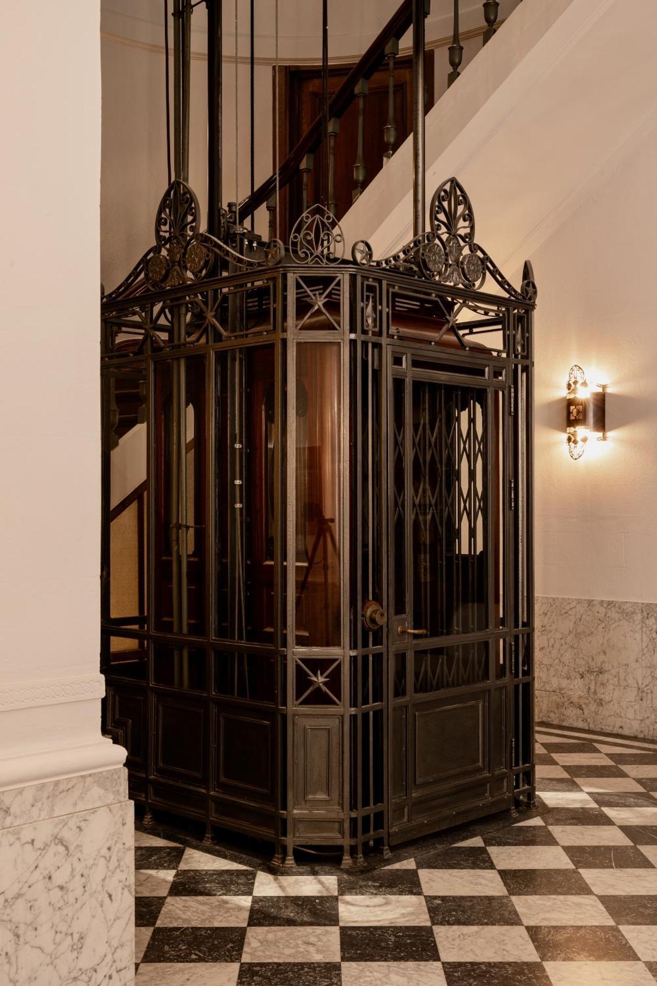 De Gulden Poorte, A Lxryhome Hotel Collection أنتويرب المظهر الخارجي الصورة